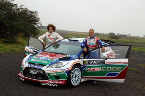 IXO 1-43 MARCO SIMONCELLI FORD FIESTA RALLY WRC TEST KIRKBRIDE AIRPORT 2011 NEW (3)7